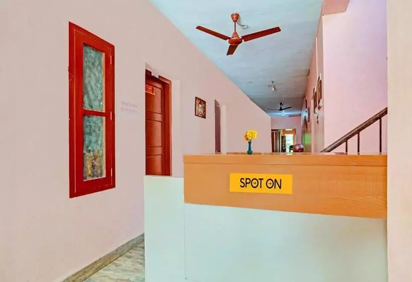 ホテル O Ashok Inn