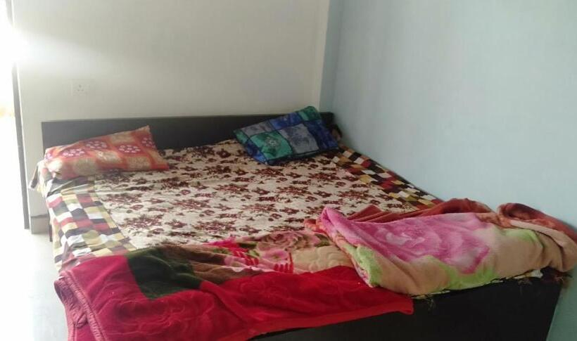 فندق Oyo Flagship Saket Utsav Laan