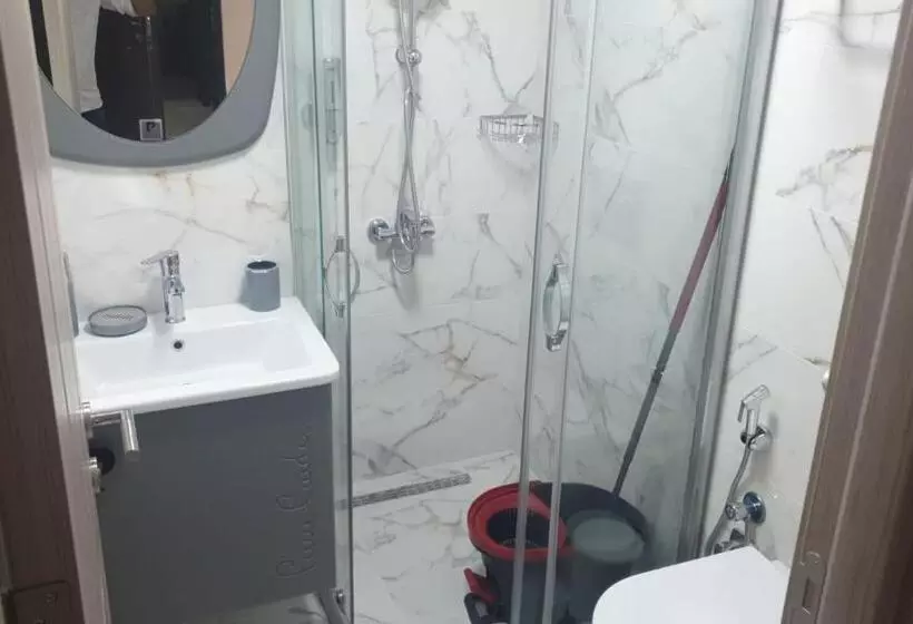 Noor Family Apartments
