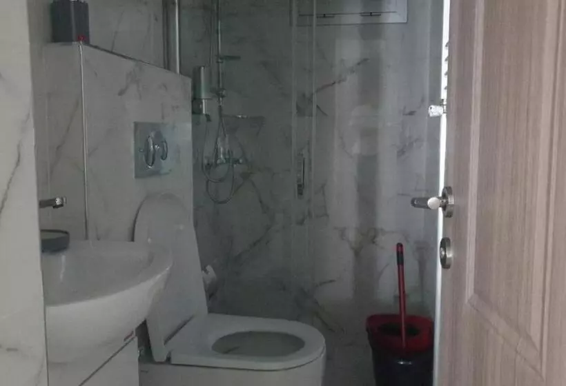 Noor Family Apartments