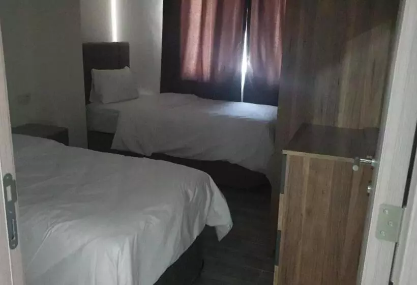 Noor Family Apartments