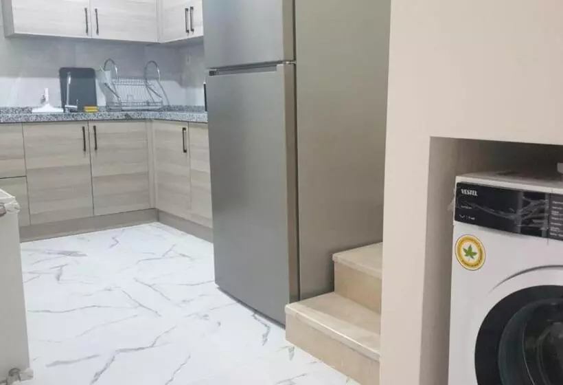 Noor Family Apartments