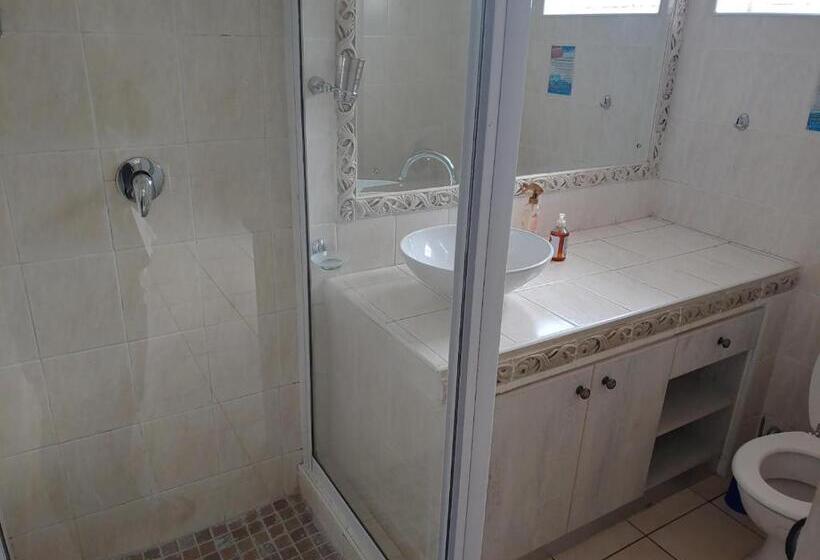 بنسيون Boutique Hotel On The Bay