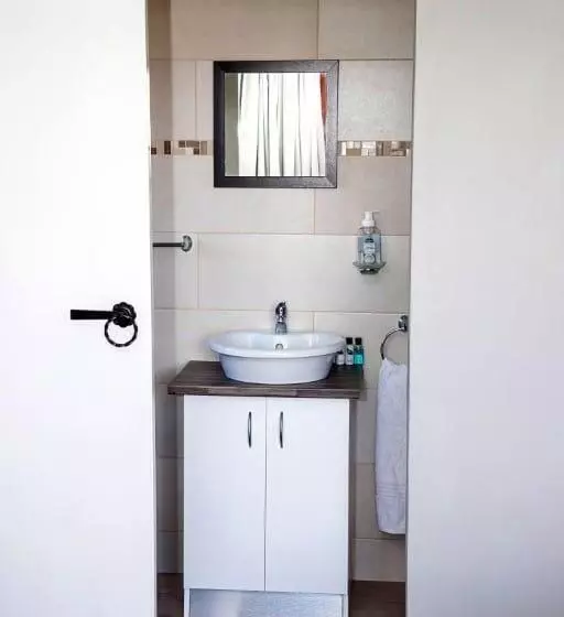 Majatalo Boutique Hotel On The Bay