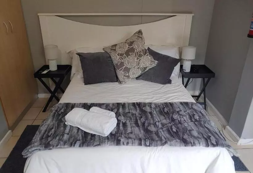 Majatalo Boutique Hotel On The Bay