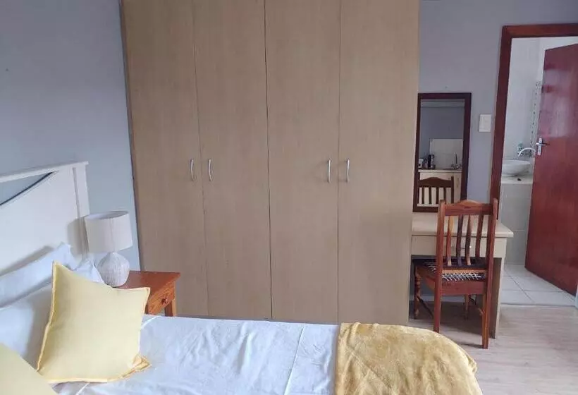 Majatalo Boutique Hotel On The Bay