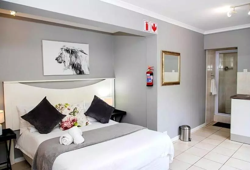 Majatalo Boutique Hotel On The Bay