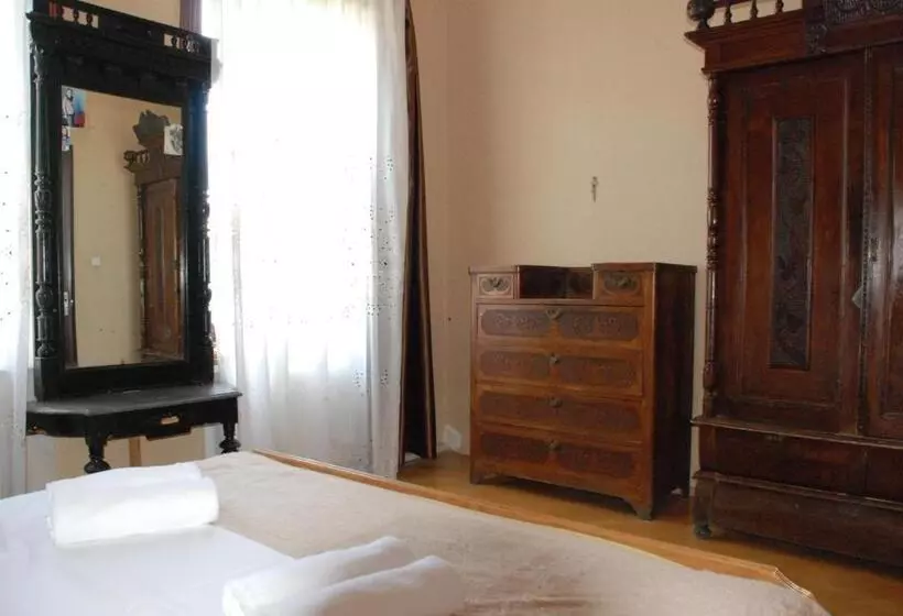 پانسیون Daduna S House
