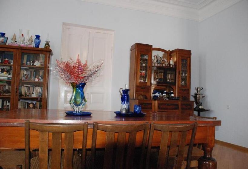 پانسیون Daduna S House