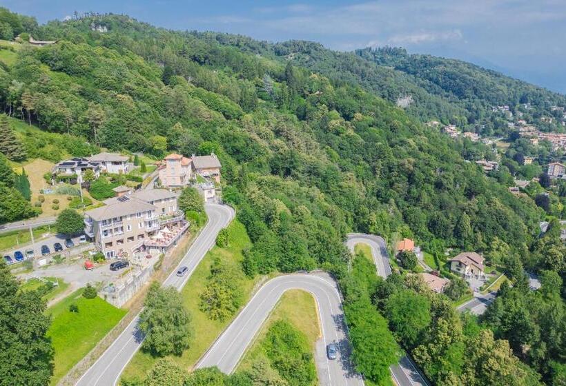 Pet Friendly Hotel Mirabeau