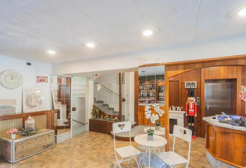 Pet Friendly Hotel Mirabeau