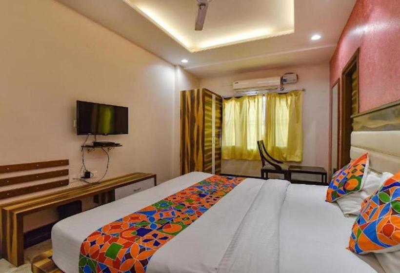 Fabhotel Wind Palace