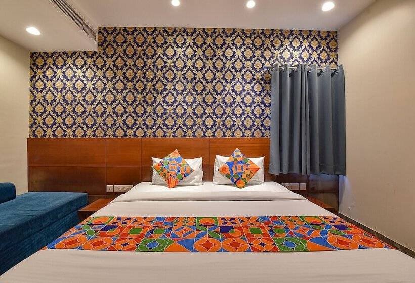 Fabhotel Wind Palace