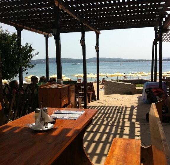 Hotel хотел лагуна