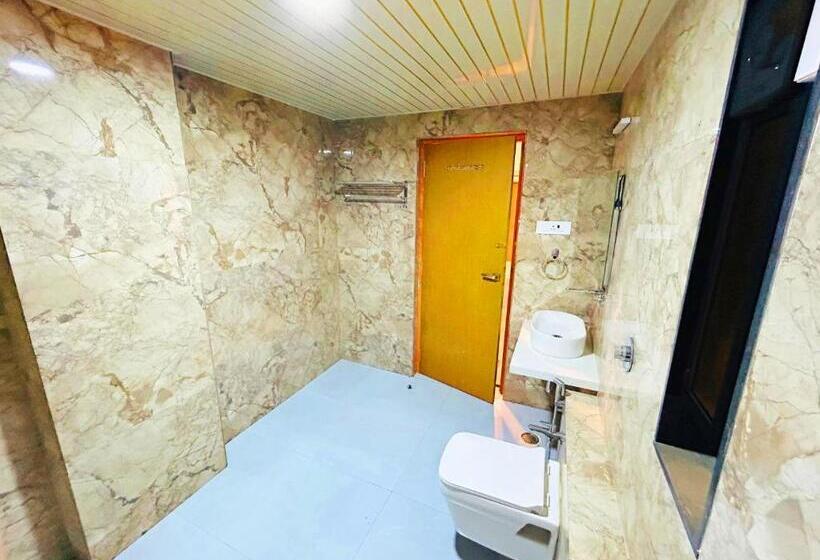 هتل Jaisal Inn Pure Veg