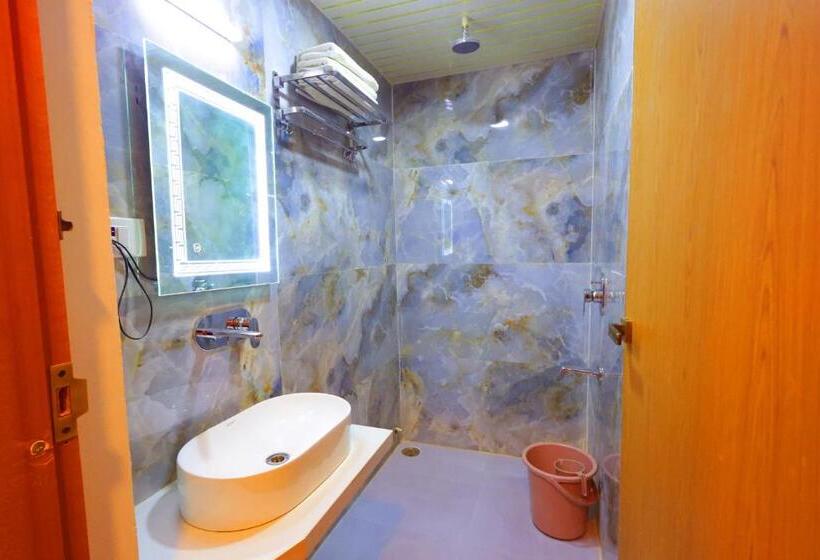 هتل Jaisal Inn Pure Veg