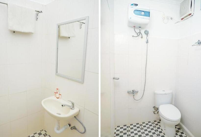 酒店 Oyo 733 Mina Homestay