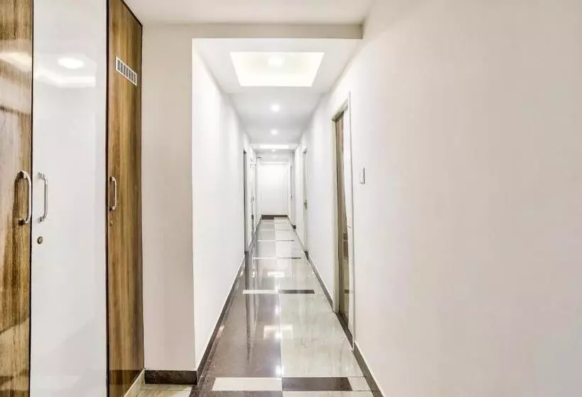 هتل O Nimalan Residency Shenoy Nagar Anna Nagar Near Pvr Cinemas Skywalk