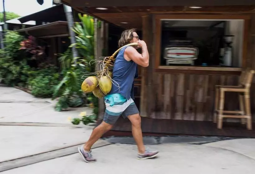 ホテル The Kulani Maui