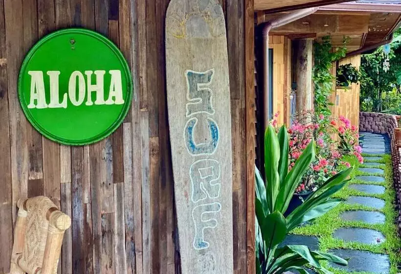 ホテル The Kulani Maui