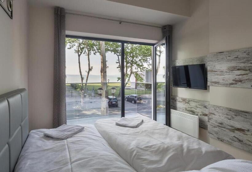 هتل Trend Deluxe Siófok