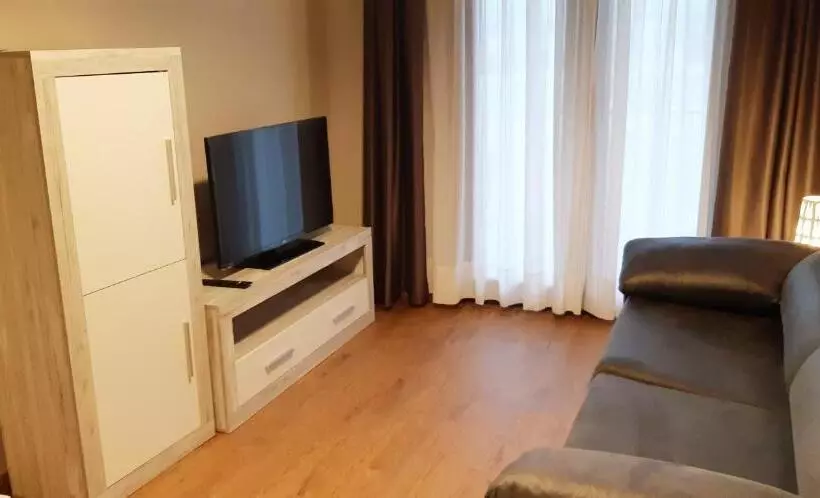 La Mediana Del Sella