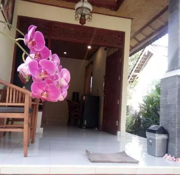 ペンション Intan House