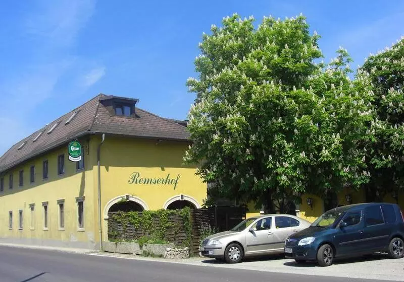 ペンション Remserhof