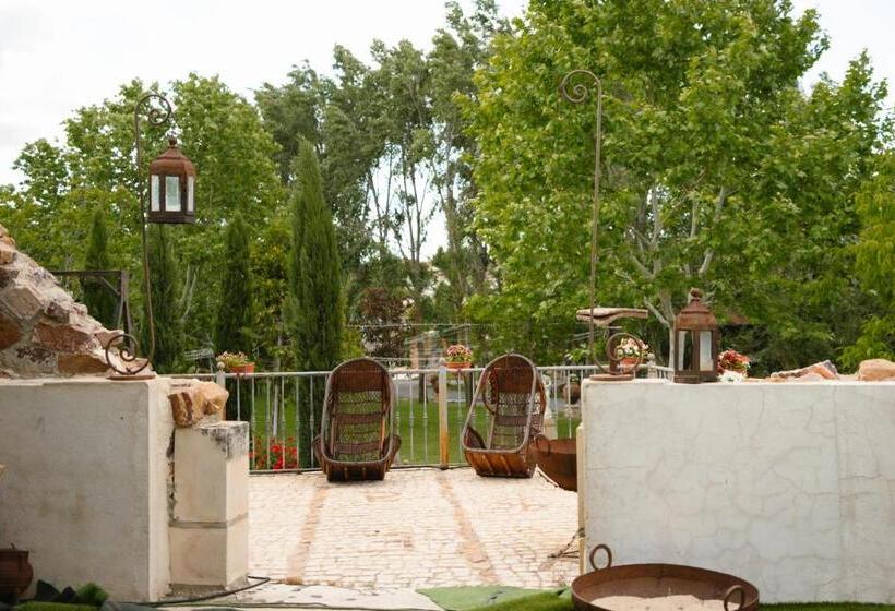 Resort Palacio Arudecas