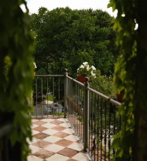 Resort Palacio Arudecas