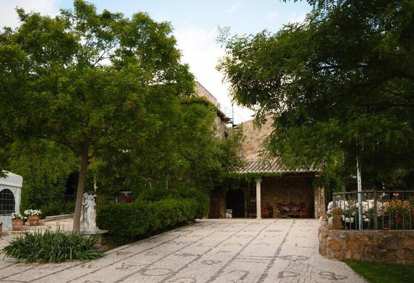 Resort Palacio Arudecas