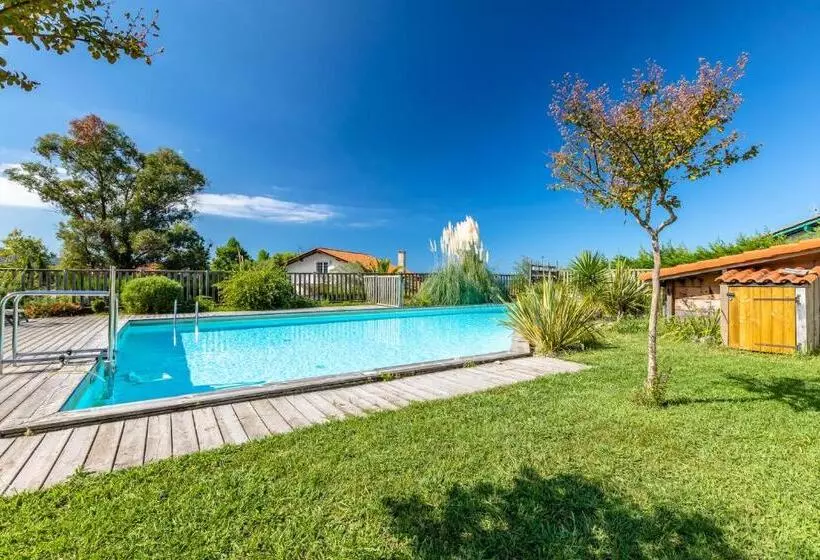 ユースホステル Bella Vista Guest Center Pays Basque