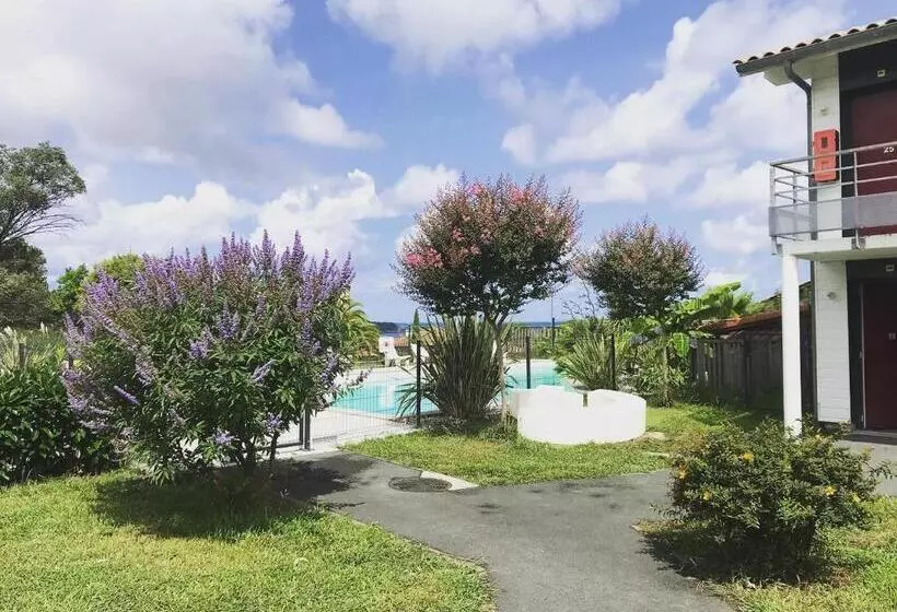 ユースホステル Bella Vista Guest Center Pays Basque