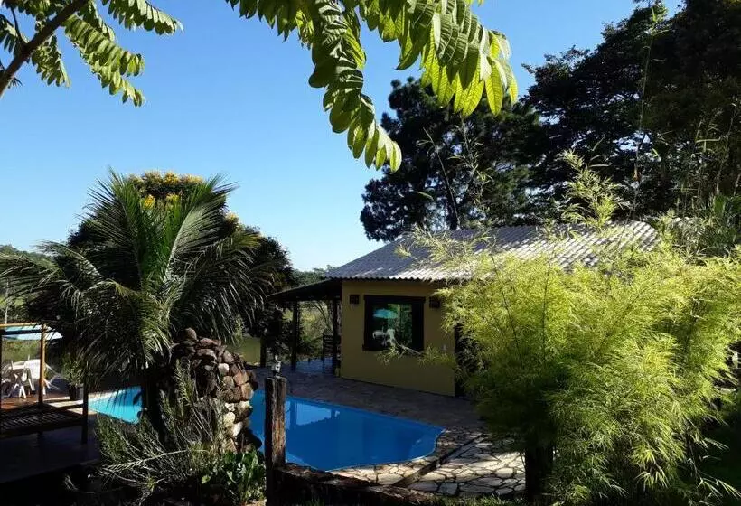 Retkeilymaja Pousada Terra Mineira