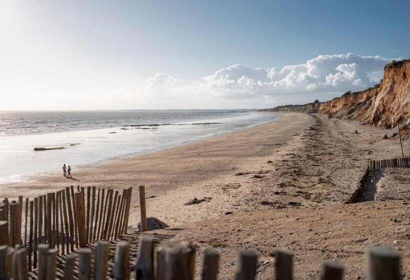 Bed and Breakfast La Villa Blanche   18 Personnes