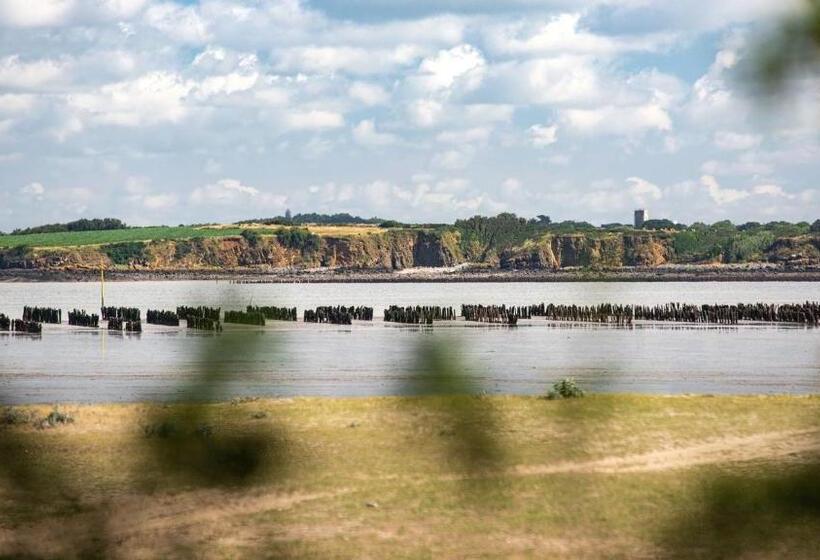 Bed and Breakfast La Villa Blanche   18 Personnes