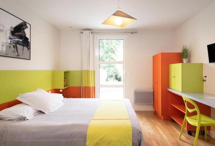 Bed and Breakfast La Villa Blanche   18 Personnes