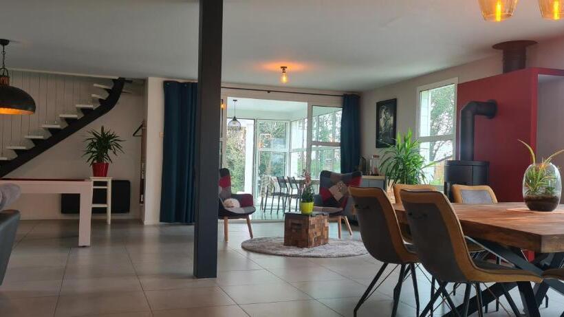 Bed and Breakfast La Villa Blanche   18 Personnes