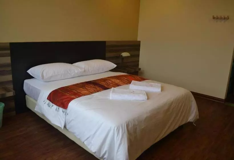 Otel Intan Jugra