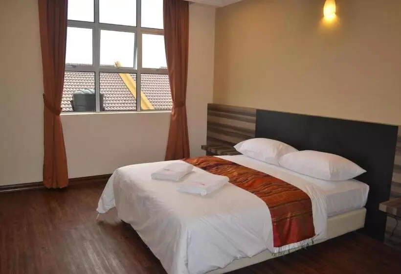 Otel Intan Jugra