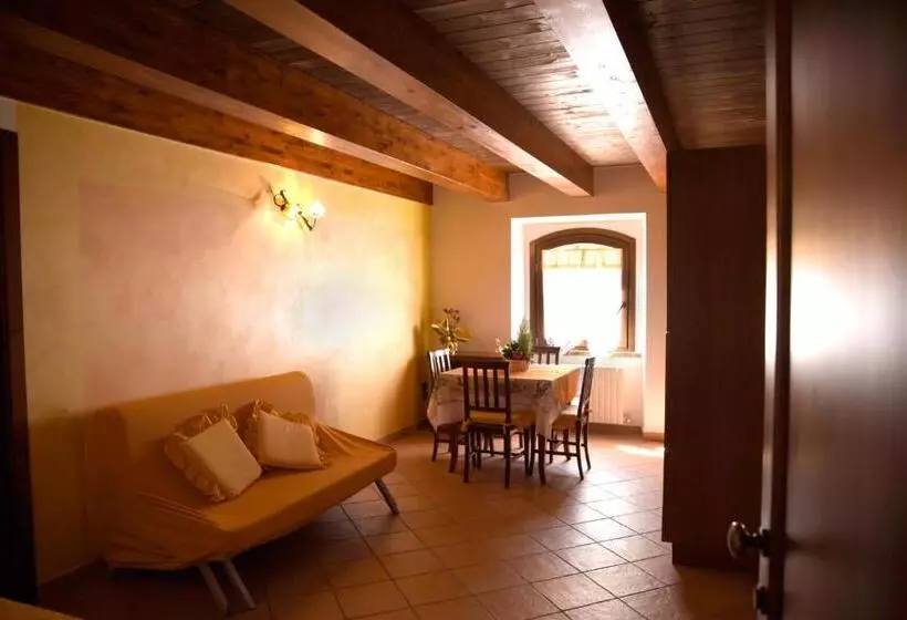 ホテル L Oasi Di Pierino