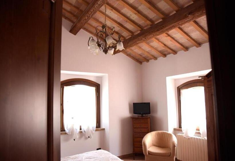 Hotel L Oasi Di Pierino