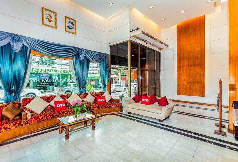 호텔 Oyo 441 Grand Thara