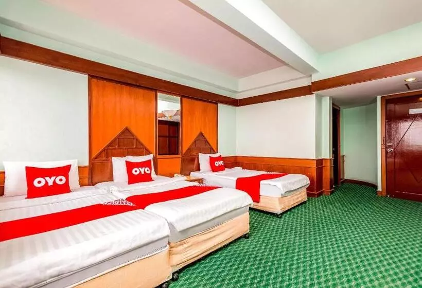 Hotelli Oyo 441 Grand Thara
