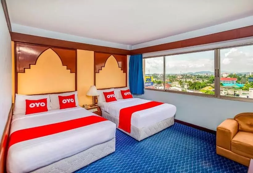 Hotelli Oyo 441 Grand Thara