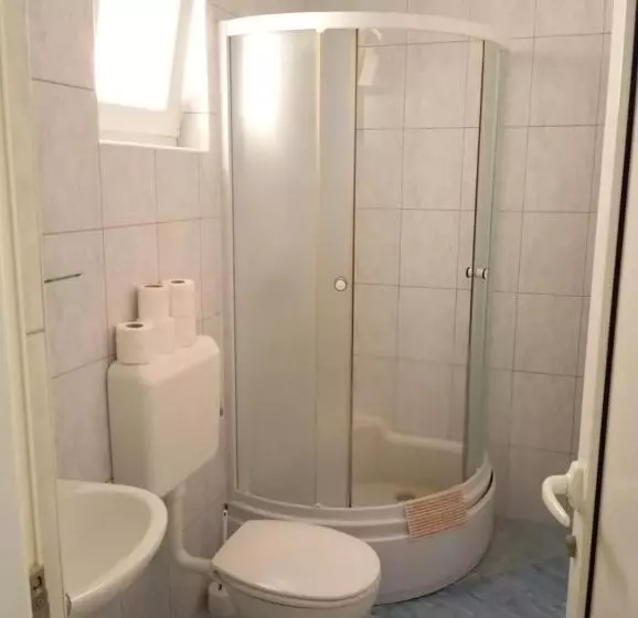پانسیون Guesthouse Best