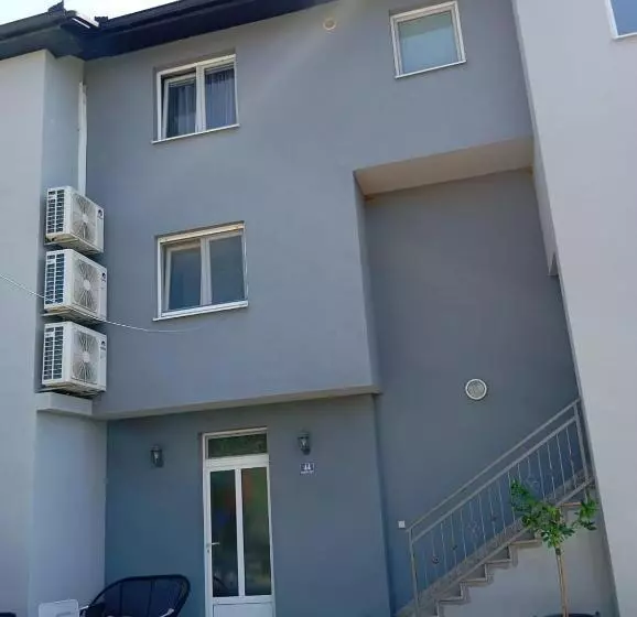 پانسیون Guesthouse Best