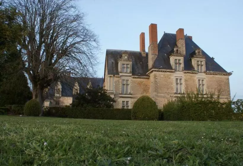 ベッドアンドブレックファースト Chateau De Durtal