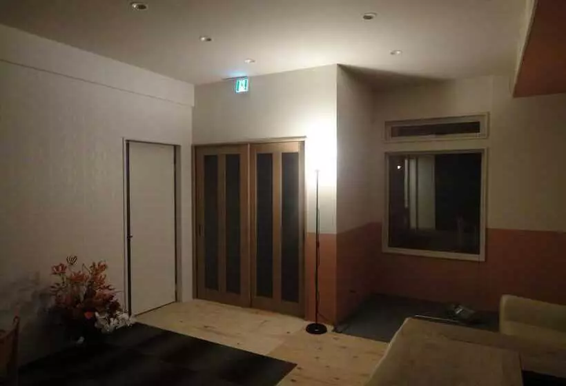 Retkeilymaja Relak Guest House 登別 Station