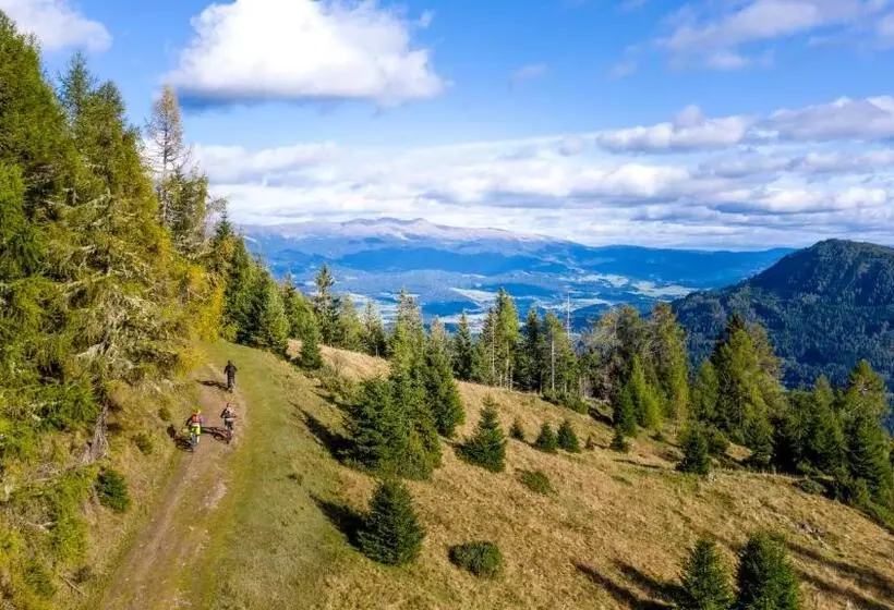 Hotelli Grebenzenblick